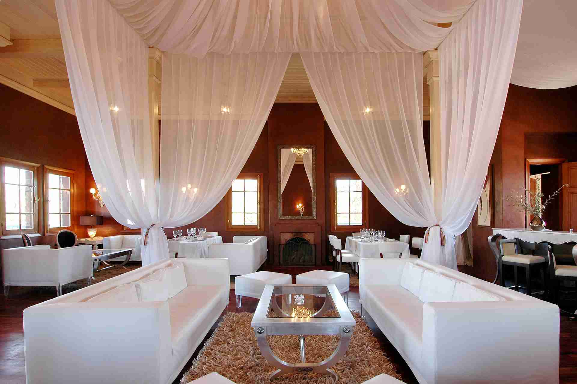 benefits-of-event-furniture-rentals