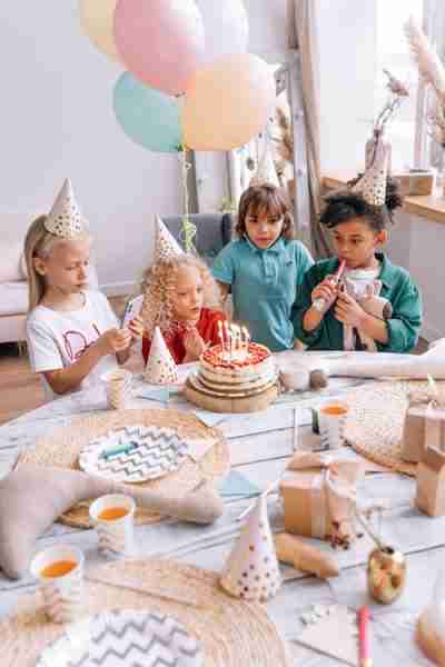 child birthday party cake