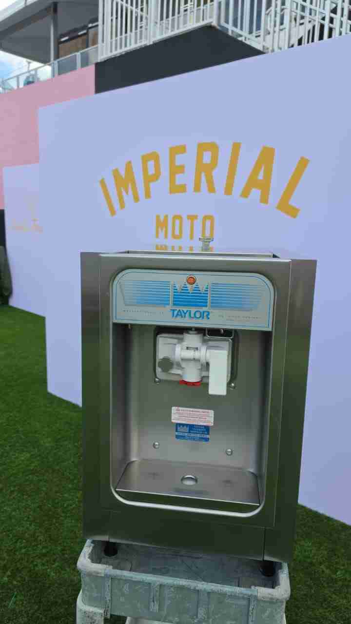slushy machine for weddings and events